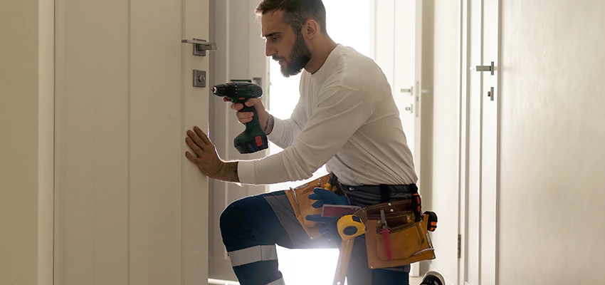 Mailbox Lock Installation Expert in Sausalito, California
