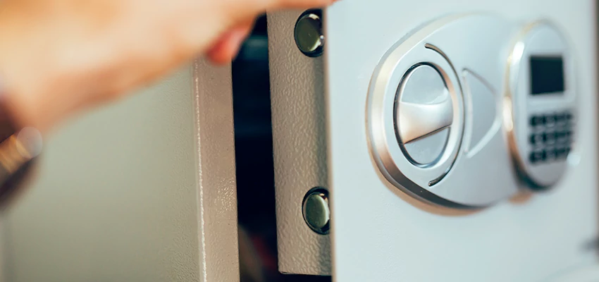 Fingerprint Safe Openers in Sausalito, CA