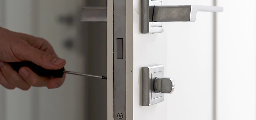Key Programming Locksmith Open Now in Sausalito, California